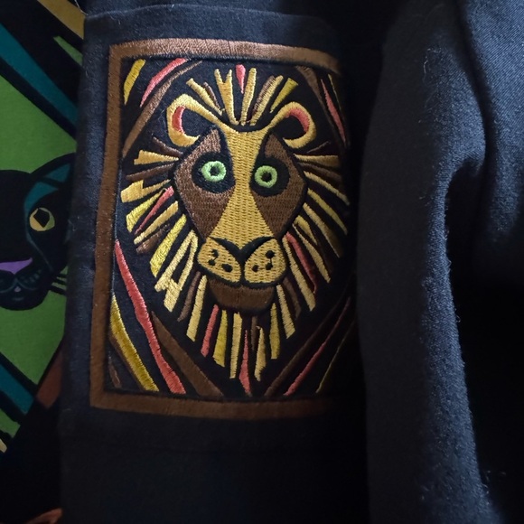 Bob Mackie Wearable Art Black Jacket with Patterned Lining.  Size 2x - Picture 2 of 5